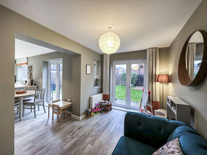 Photo 19- click for photo gallery